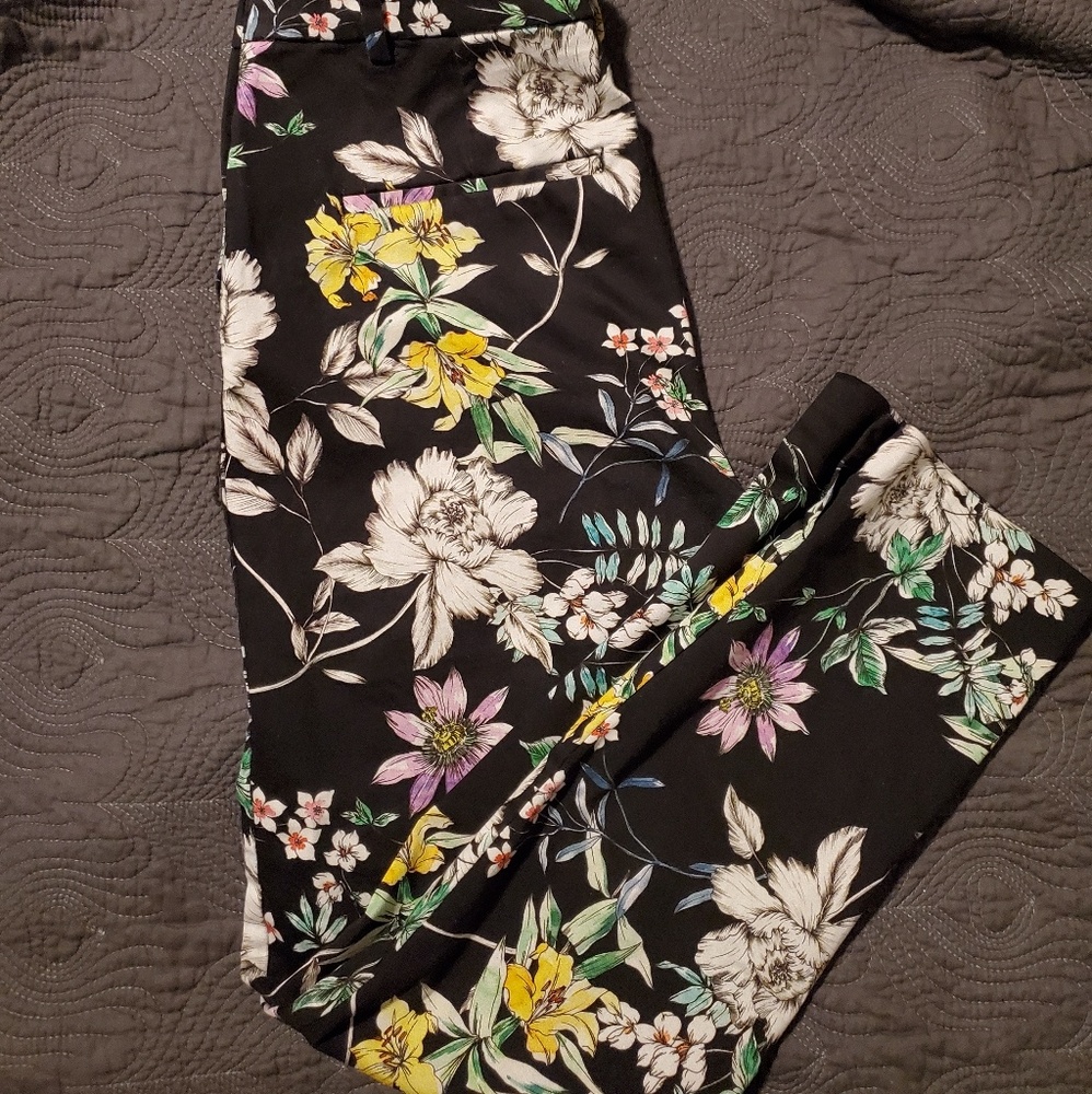 🌻🌼🌷floral print ankle pants